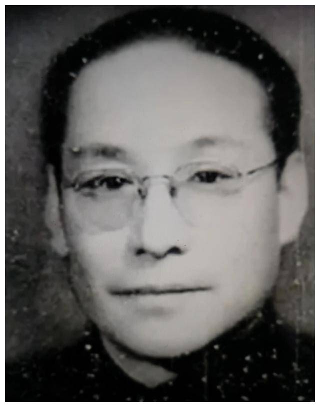 工首脑李士群的厚黑诡道冰球突破平台76号特(图2)