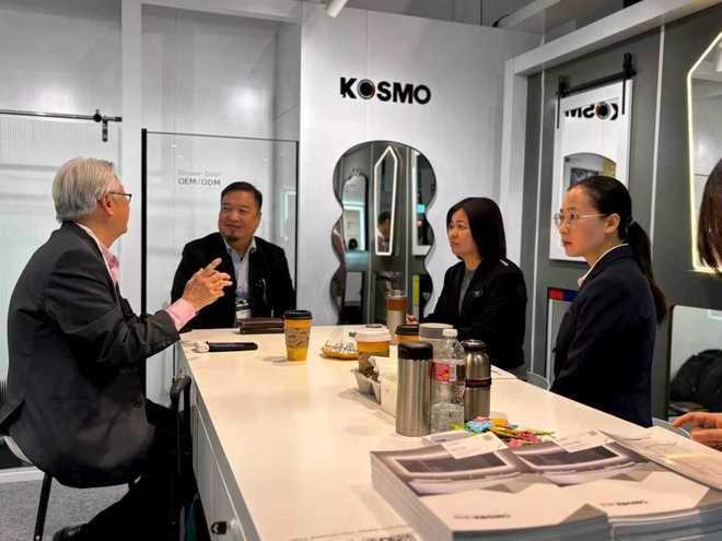 OSMO 技术硬核驱动镜显非凡实力冰球突破2025美国KBIS展 K(图2) OSMO 技术硬核驱动镜显非凡实力冰球突破2025美国KBIS展 K(图2)