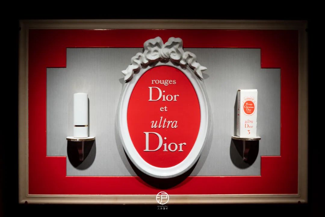 IOR IN RED登陆复古电影院冰球突破爆百万大奖上影节限定大展D(图3)